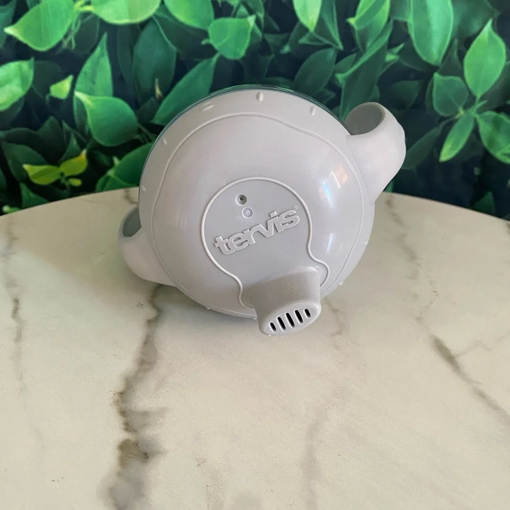 Mercedes-Benz Tervis Sippy Cup with Car Design - Picture 4 of 4